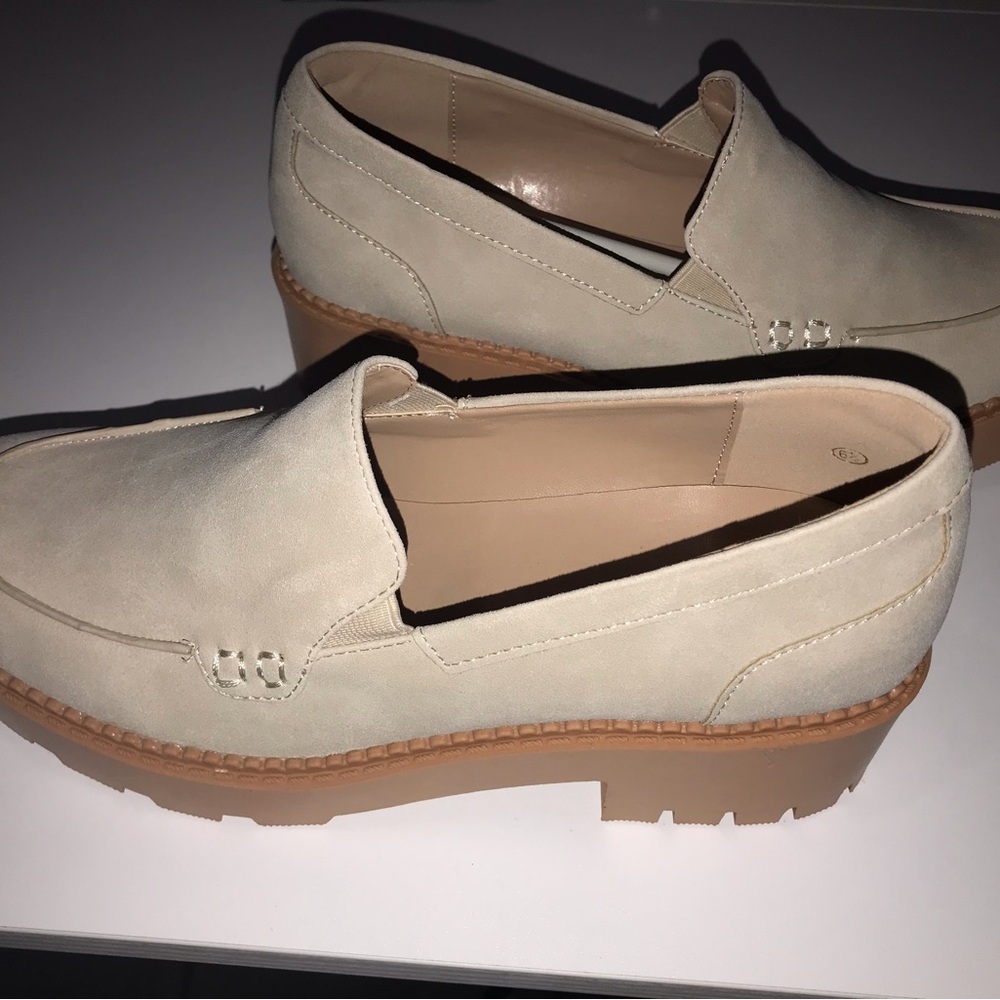 ZBY (Size 6 1/2) Womens Loafers Slip On Almond Toe Chunky Heel Platform, Beige